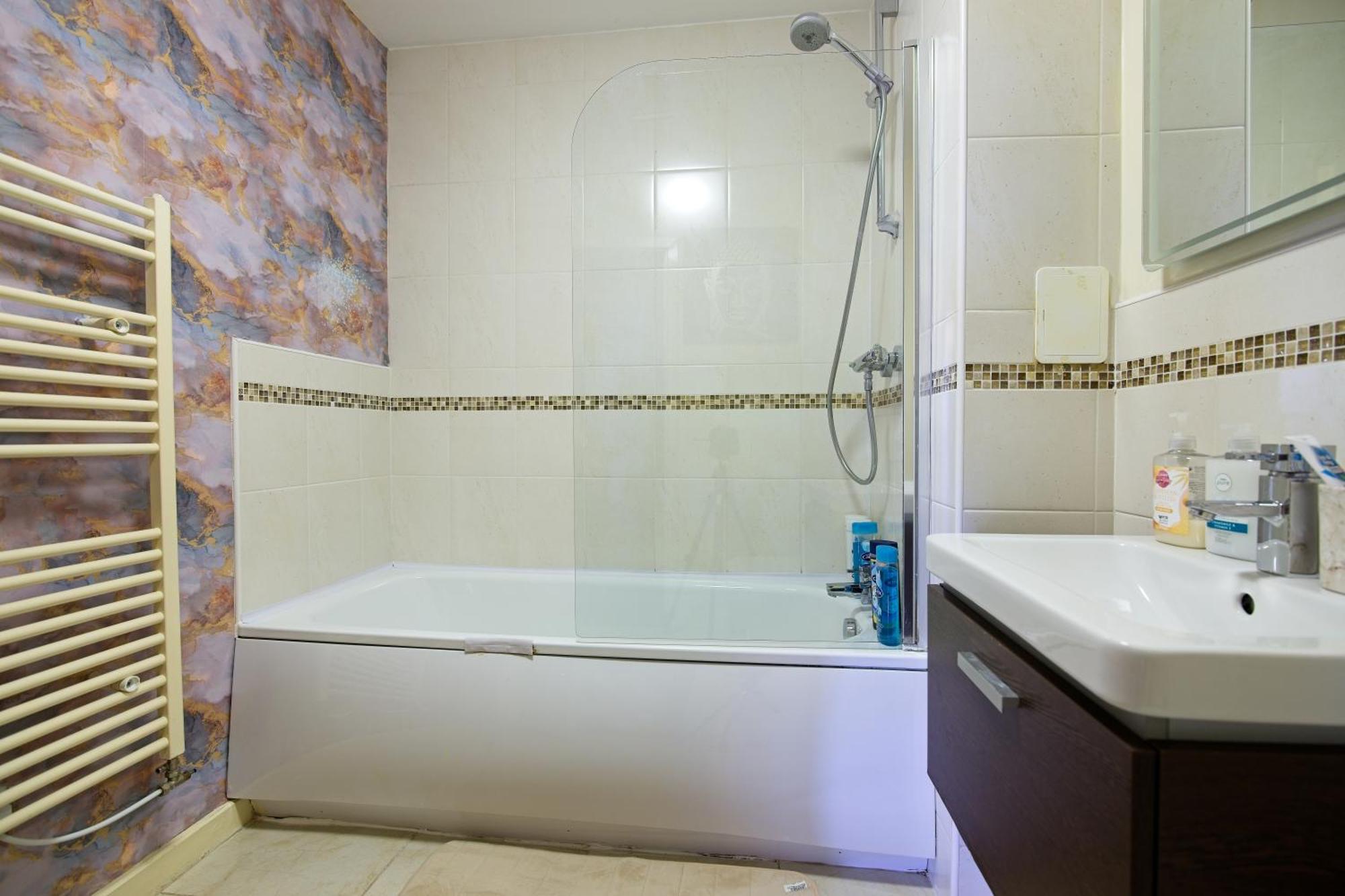 Five Star Rated Condo Manchester Zewnętrze zdjęcie